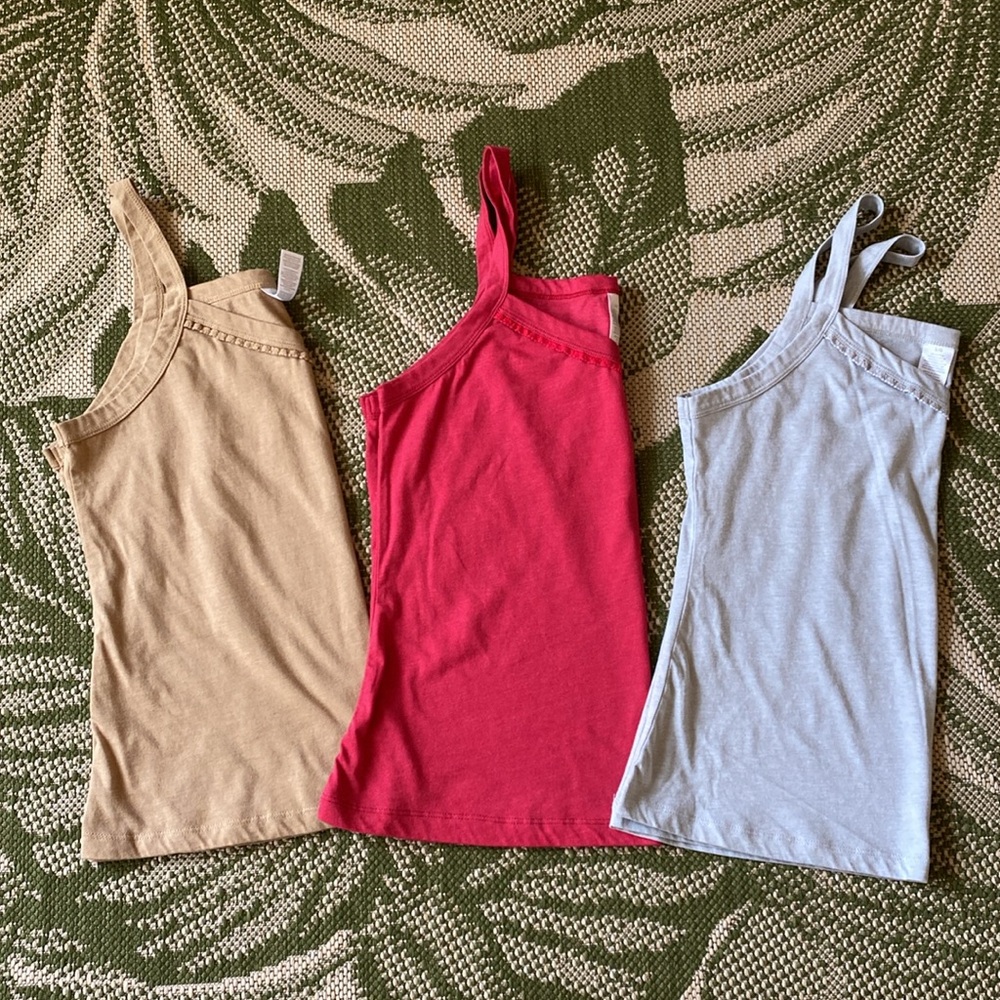 Ladies Bundle of Tank Tops size Large
